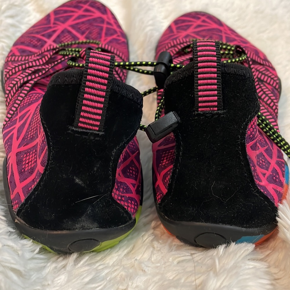 Pink Running Shoes - Picture 5 of 5